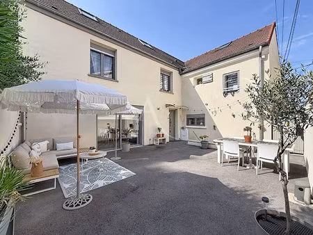 maison à varreddes de 140 m2 (180 au sol) - 3 chambres (possibilité 4 ou 5) - 1 salle de b