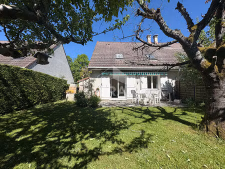 exclusivité ? maison jardin sans vis-à-vis  gare l18 à pied (guyancourt)