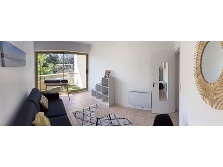 studio meuble