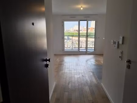 appartement t1 avec balconnet