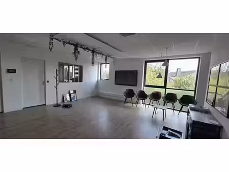 location bureaux les ponts-de-cé 49130 168m²