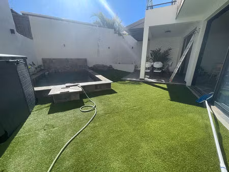 terre sainte villa neuve t7 avec piscine