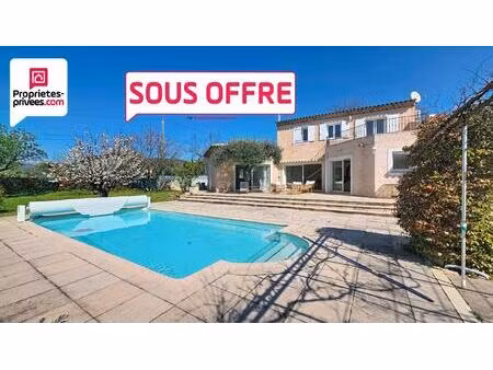 villa 5 pieces 143 m2 avec piscine   grand garage sur terrain plat de 1500 m2