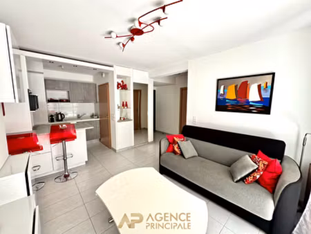 appartement t2 - 42m2 - jardin - parking - la rochelle médiathèque (ville en bois)