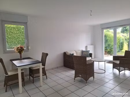 particulier vend t3  au calme  à ploërmel  proche zone comerciale