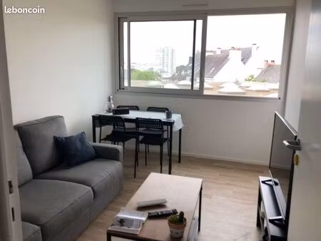 appartement 1 pièce 81 m²