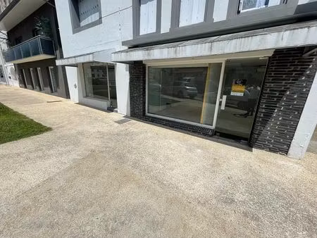 location local commercial 6 401m² tartas 40400