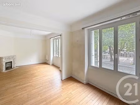 appartement 5 pièces 96 m²