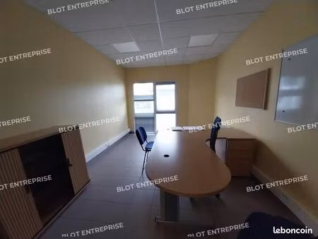 bureau 20 m²