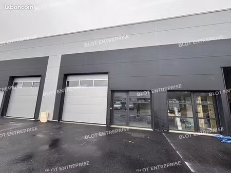 local d'activité 130 m²