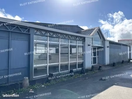 local commercial 830 m²