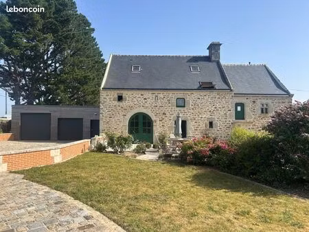 vends maison en pierre avec sa grange transforme en gîte
