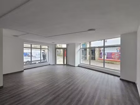 local commercial de 54 m² à pontivy