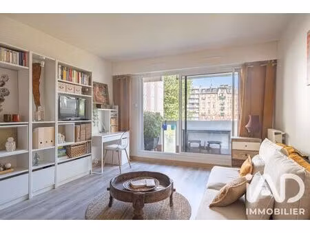 appartement à paris (75019)