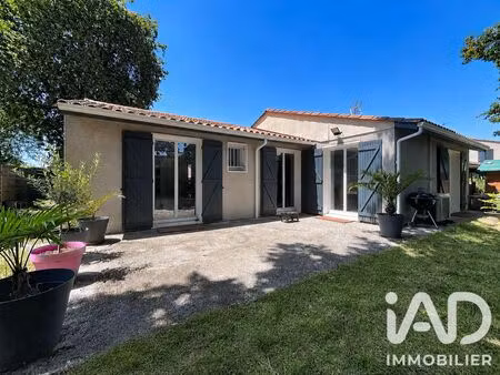 maison à parempuyre (33290)
