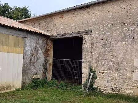 vente ferme 2 pièces 40 m² à saint-secondin (86350)  23 000 €