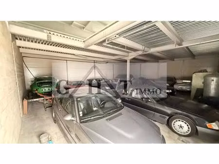 entrepôt 360m² quincy-voisins