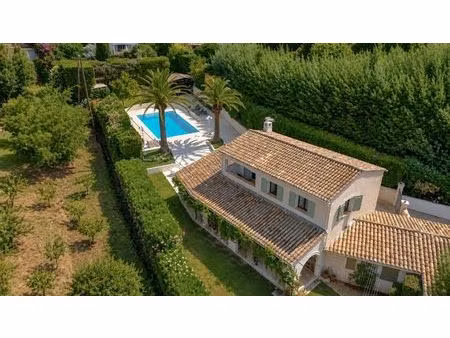 vente villa de luxe mandelieu-la-napoule 6 pièces 130 m² <meta name="description" content=