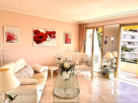 t2 lumineux avec terrasse -residence les cèdres -domaine pierre