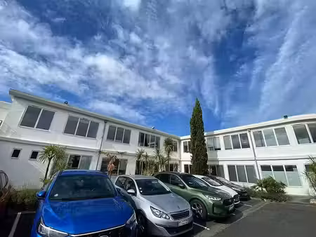 location bureau le bouscat 440 m²