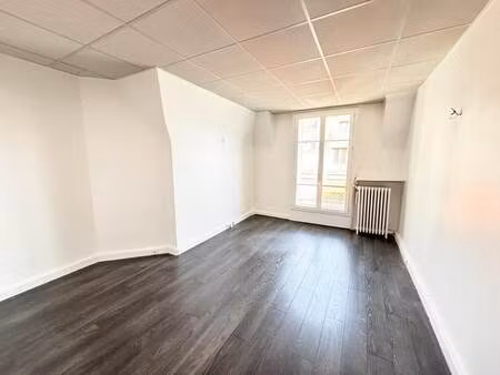 location bureaux 53 m²