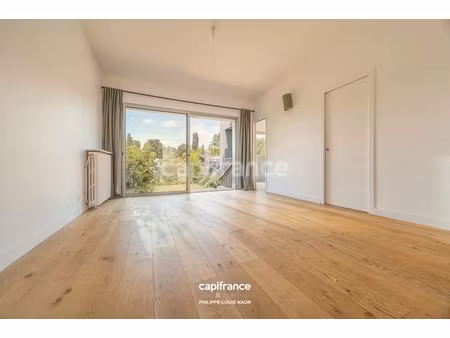 une maison pleine de caractère  facile à vivre  idéale pour celles et ceux qui souhaitent 