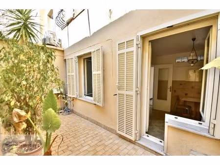 cap d'ail frontiere monegasque - 2 pieces 50m2 traversant a renover