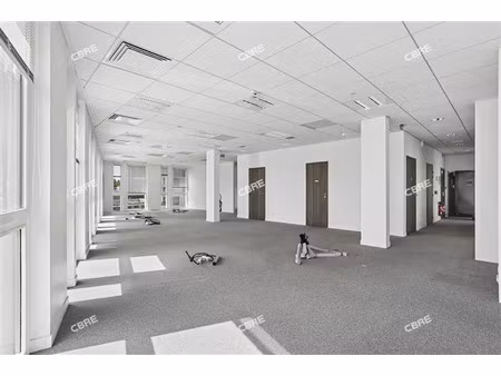 location bureau nogent sur marne 252 m²