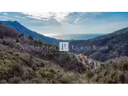 exclusivité - propriete vue mer avec important potentiel de valorisation