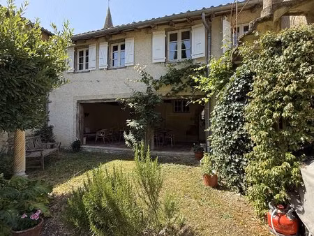 maison de village