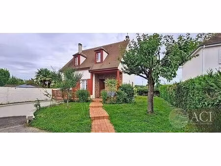 maison de luxe de 5 pièces en vente à montmagny  île-de-france