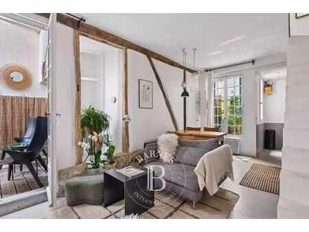 appartement de prestige de 36 m2 en vente montmartre  abbesses  grandes-carrières  france