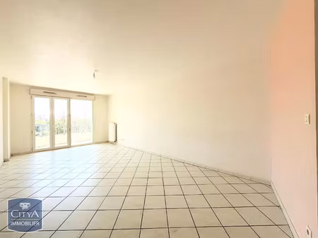 appartement à louer 4 pièces 84.84 m² - lyon 8e arrondissement (69008) - 1 090€