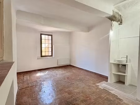 centre village duplex traversant