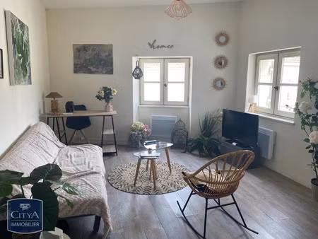 appartement à louer 2 pièces 48.24 m² - périgueux (24) - 592€