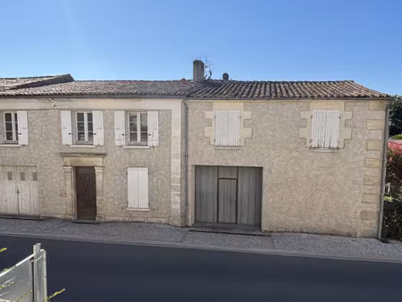 maison en pierre 6 pieces avec dépendances