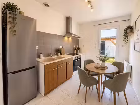 vente maison 4 pièces 80 m² à yzernay (49360)  169 000 €