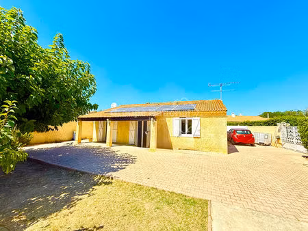 maison de plain-pied 100 m² avec piscine  atelier et garage
