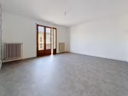 location appartement 3 pièces 83m² rives 38140