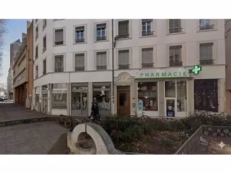 location local commercial 76m² lyon 3ème