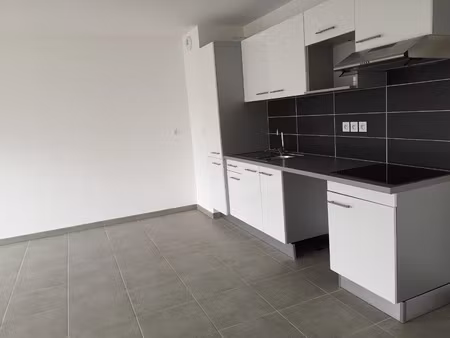 location appartement 4 pièces 83 m² à tournefeuille (31170)