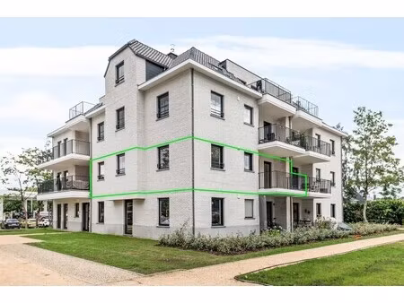 prachtig nieuwbouw appartement met 3 slaapkamers en terras te wommelgem