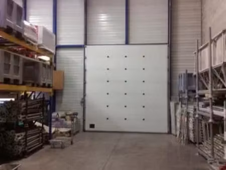 location commerce 590 m² à perpignan (66000)