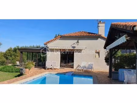 belle maison plain pied - 4/5 chambres - veranda - piscine - terrain