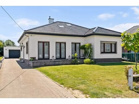 instapklare woning met zwembad in valmeer