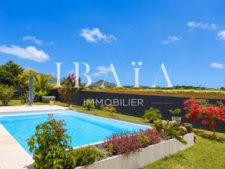 exclusivité - sainte rose - villa avec piscine - 3ch + mezza