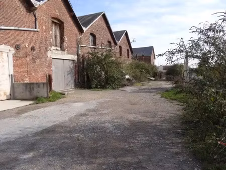 vente local commercial 8 pièces 1360 m2 à aulnois-sous-laon