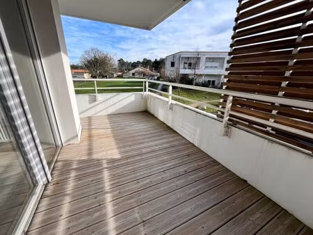 location appartement 3 pièces 60m² bassens 33530