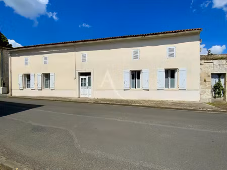 vente maison 7 pièces 172 m² jonzac (17500)