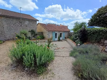 vente maison 5 pièces 106 m² à barro (16700)  233 200 €